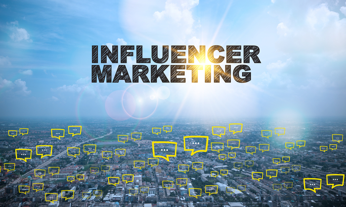 You are currently viewing What are Influencers: Types, Examples & How Much They Make