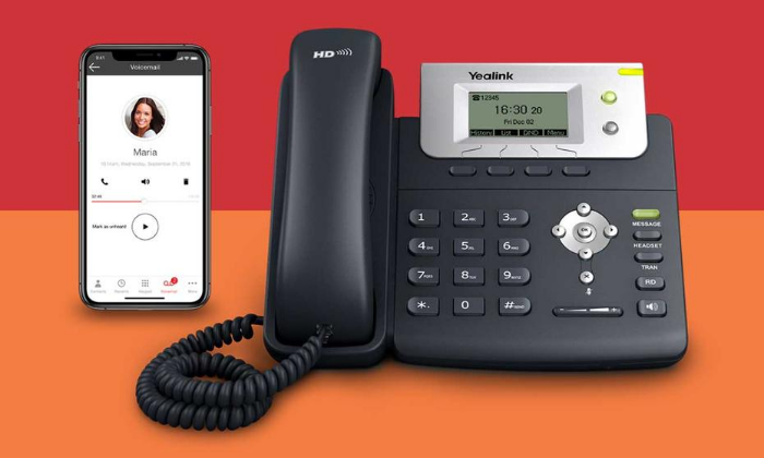 You are currently viewing The Best VoIP Phone Services (In-Depth Review)